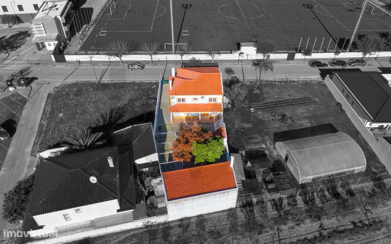 Moradia T4 nas Fazendas de Almeirim - Grande imagem: 4/37