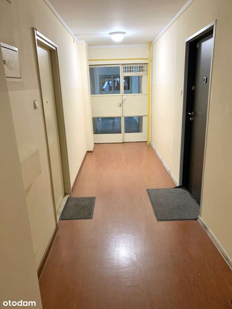 Kawalerka ścisłe centrum ul. Chmielna-17