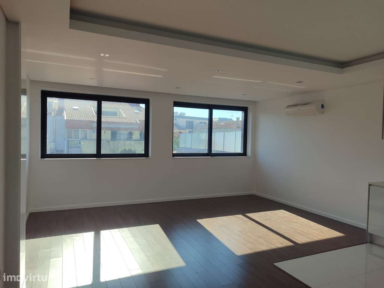 Excelente T3 c/ 2 suítes - Ramalde-5