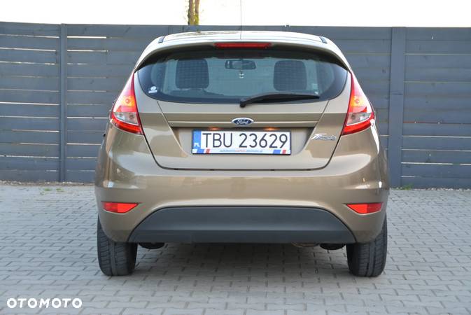 Ford Fiesta 1.4 TDCi Titanium - 11