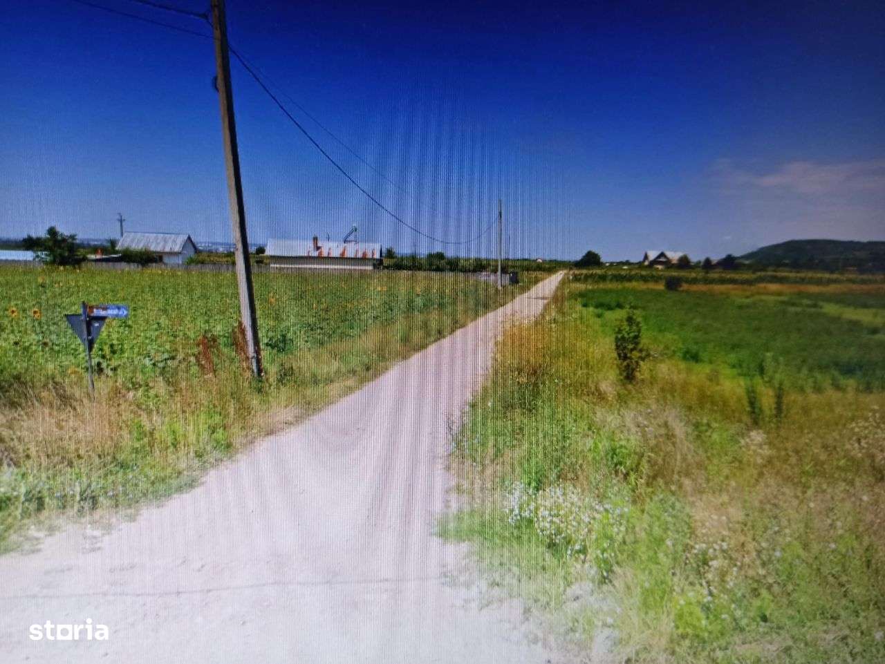 Teren Stefanesti / Muzeul Golesti, 2.956 mp - Imagine principală: 1/3