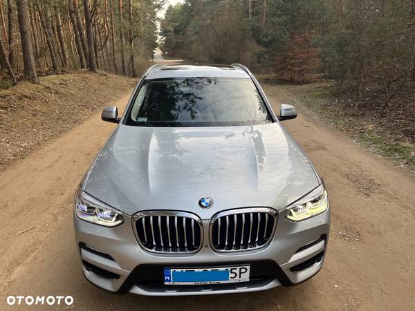 BMW X3 xDrive20d Luxury Line - 9