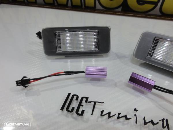 Suporte De Lâmpada De Matricula Com Led Branco Para Opel Astra J Estate, Zafira C, GMC Yukon, Chevrolet Equinox, Malibu, Suburban, Tahoe, Cadillac ATS, Escalade, Escalade ESV. - 2