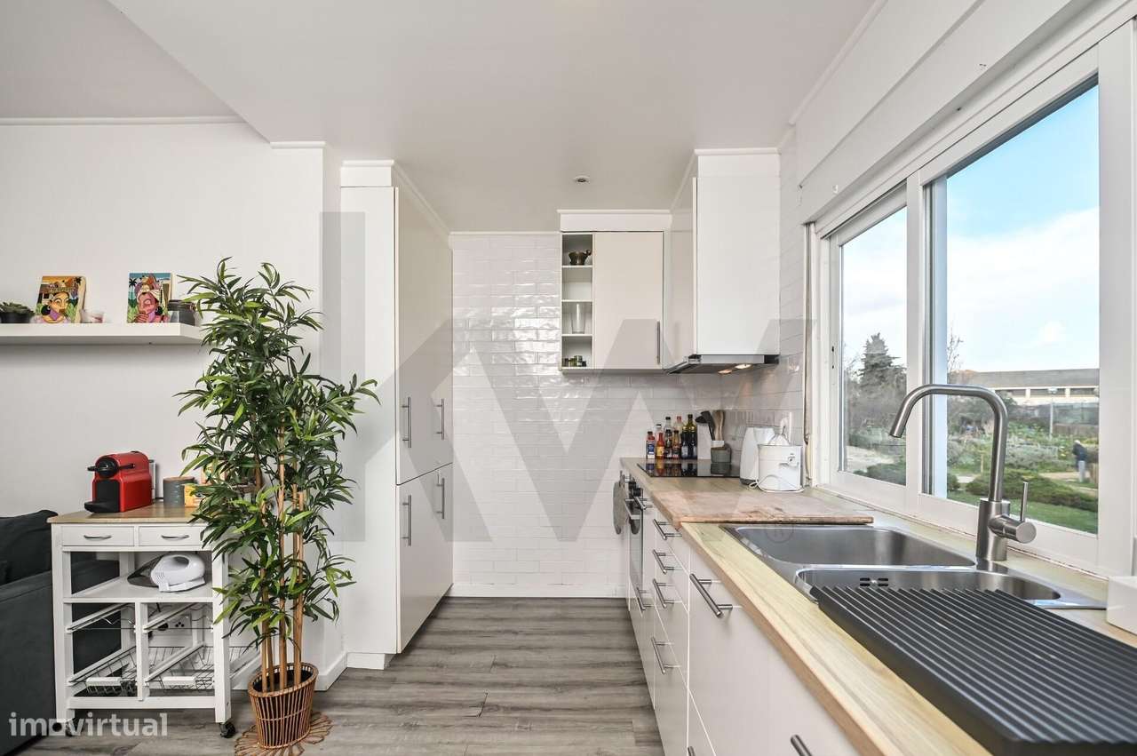 Apartamento T3 Remodelado em Carcavelos - Grande imagem: 4/18