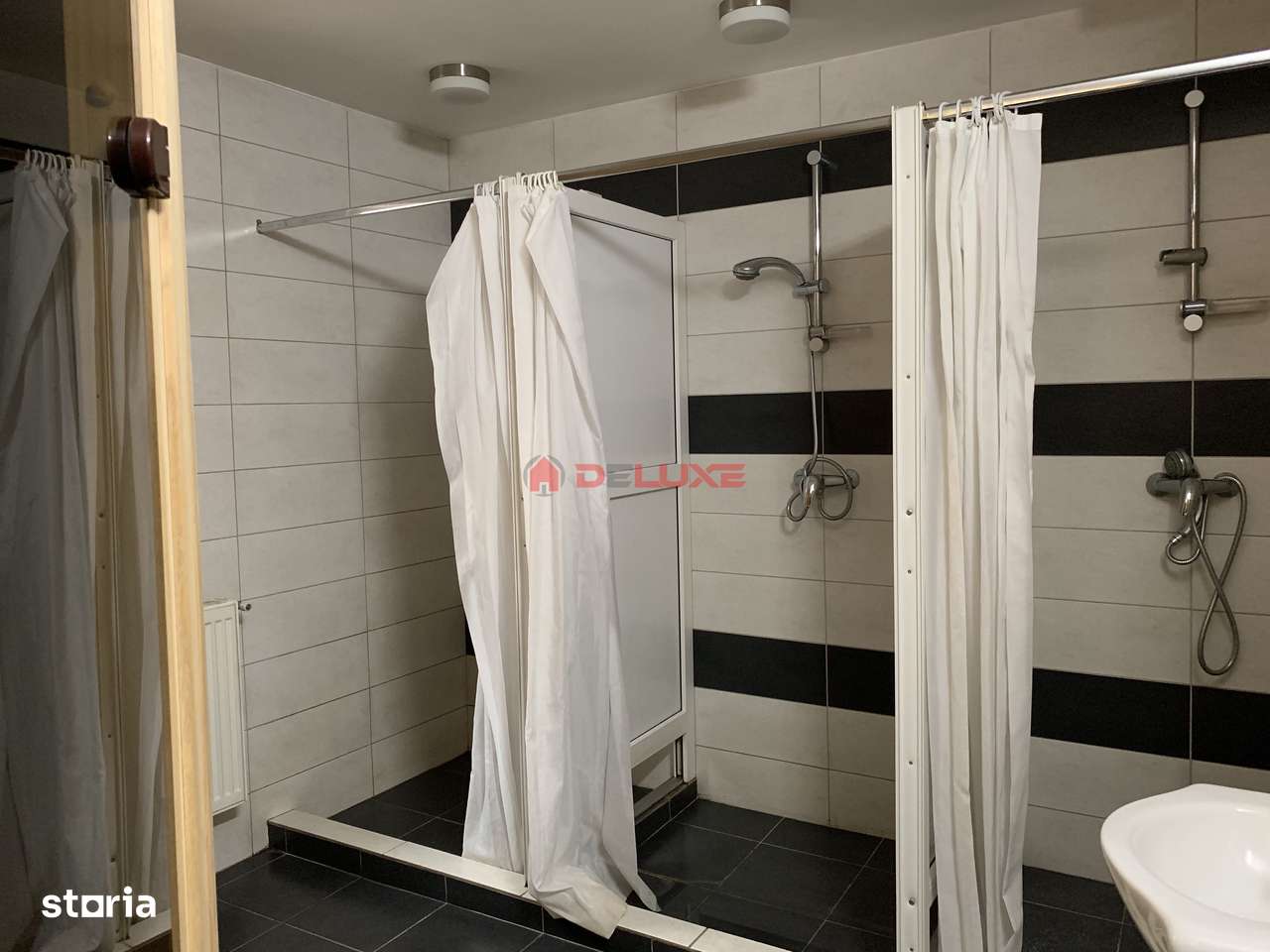 Casă / Vilă cu 6 camere în zona Sud-Est-18