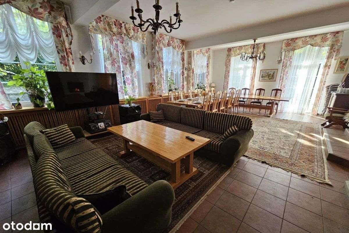 Willa z historią i ponad 4 hektarami ziemi-7