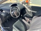 Toyota Yaris 1.0 Sol - 17