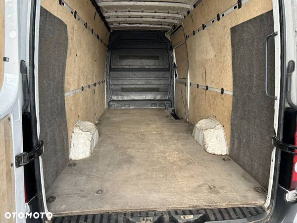 Volkswagen Crafter - 5