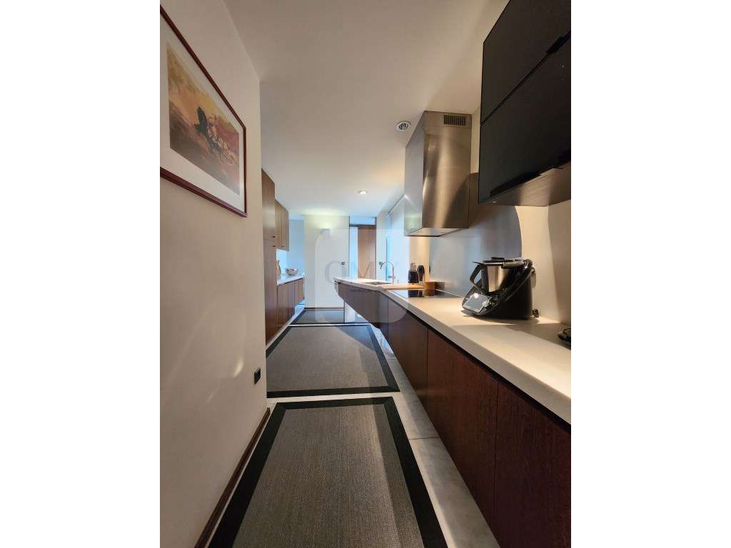 Em Vila Real, T2+1 com Acabamentos Singulares e Terraço Exclusivo - Grande imagem: 4/26