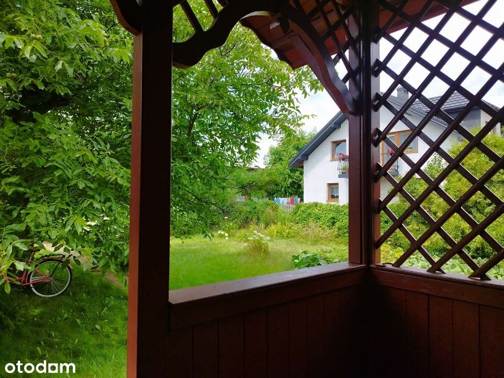 Dom w Kłomnicach z dużym potencjałem!-7