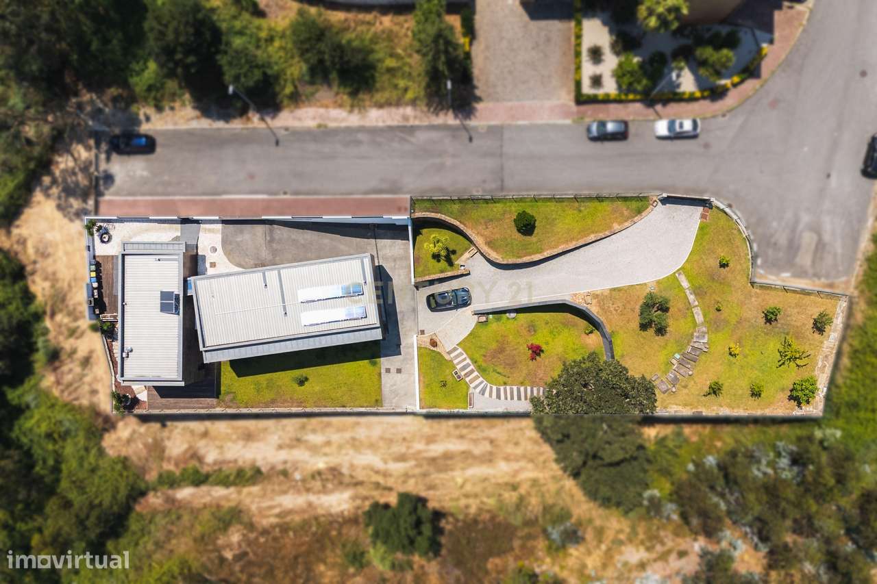 Refúgio de Luxo às Portas do Porto - Moradia T3 Design Contemporâneo, - Grande imagem: 4/53