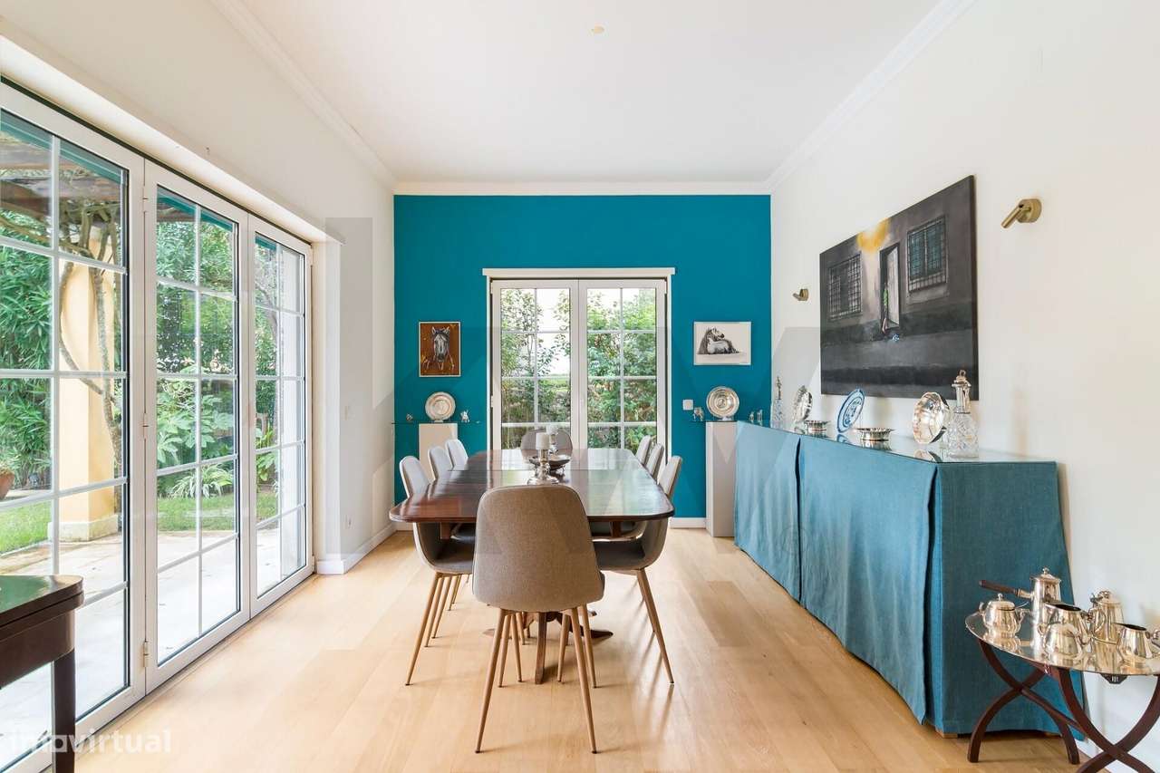 Moradia com jardim e piscina em condominio exclusivo no Estoril - Grande imagem: 5/29