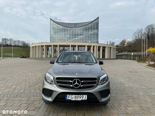 Mercedes-Benz GLE 350 d 4-Matic - 3