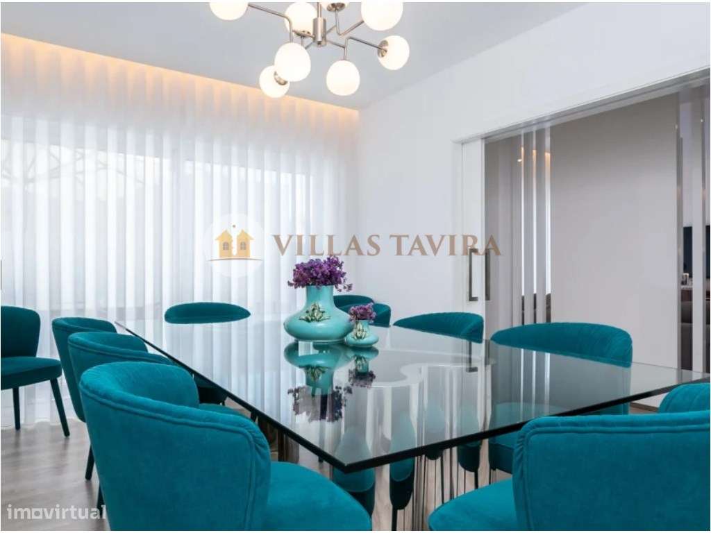 Moradia T3 de Luxo com Piscina, Vista Mar e Acabamentos Premium-13