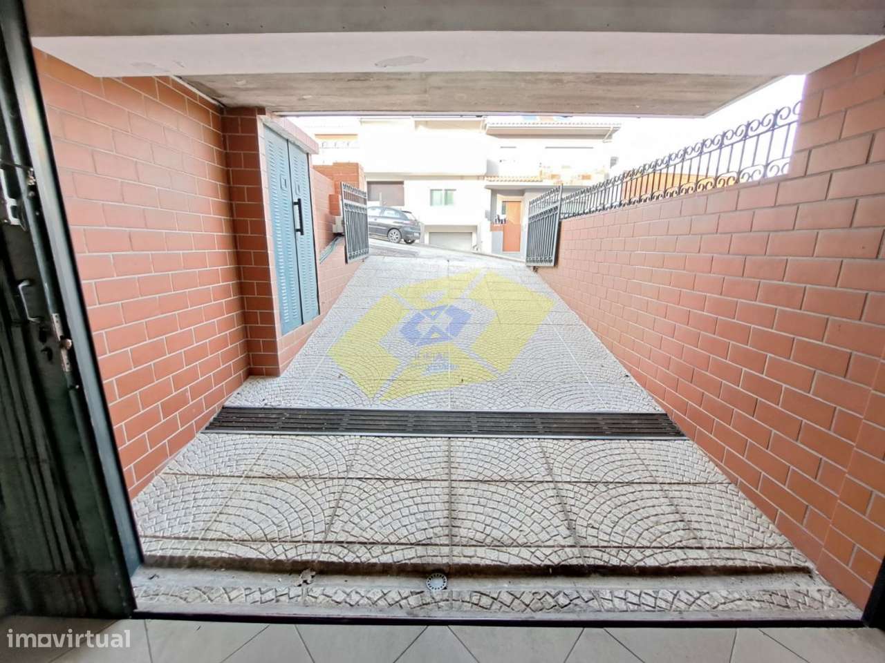 Moradia T3 em Felgueiras c/ 3 pisos-5