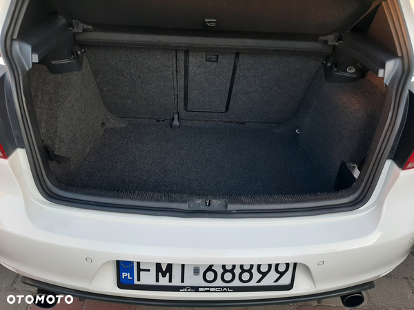 Volkswagen Golf VI 2.0 TSI GTI - 11