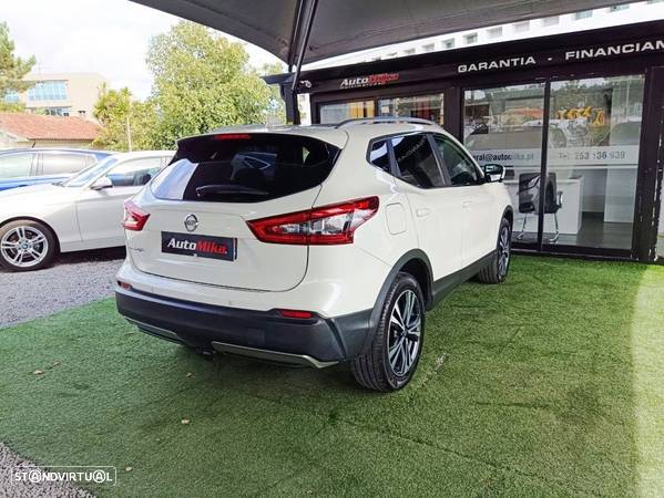 Nissan Qashqai 1.6 dCi N-Connecta 4x4i - 3