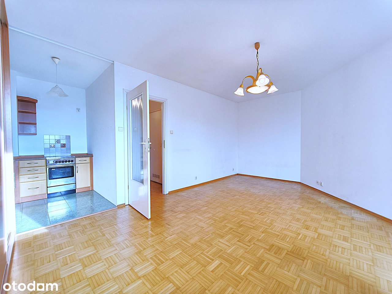 Kawalerka z możliwością 2 pokoju. Kupujący nie płaci prowizji - Pełny obrazek: 2/9