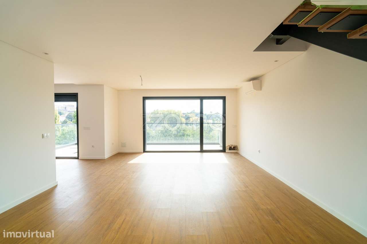 Apartamento T3 Duplex no centro de Viseu - Grande imagem: 5/17
