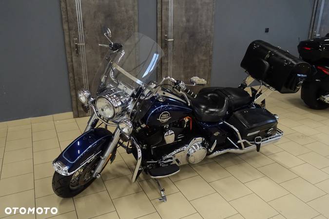 Harley-Davidson Touring Road King - 17