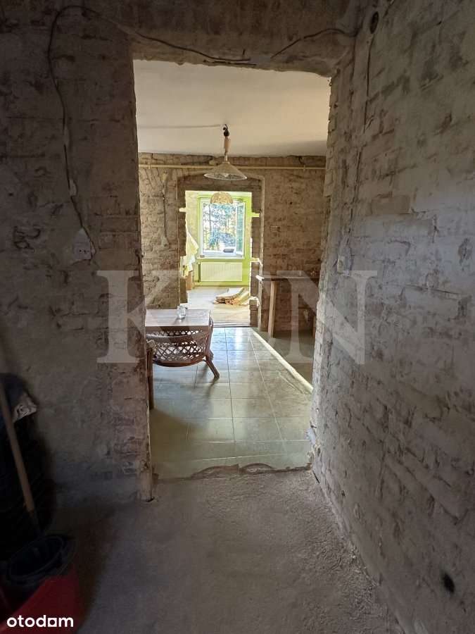 Połówka  domu a w nim 2 samodzielne mieszkania-10