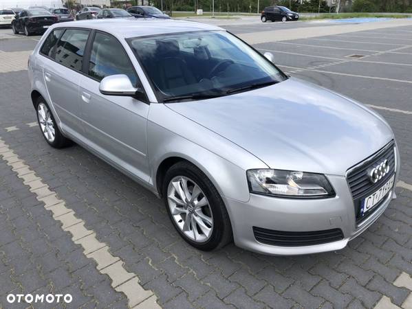 Audi A3 1.6 TDI Sportback DPF Ambition - 8