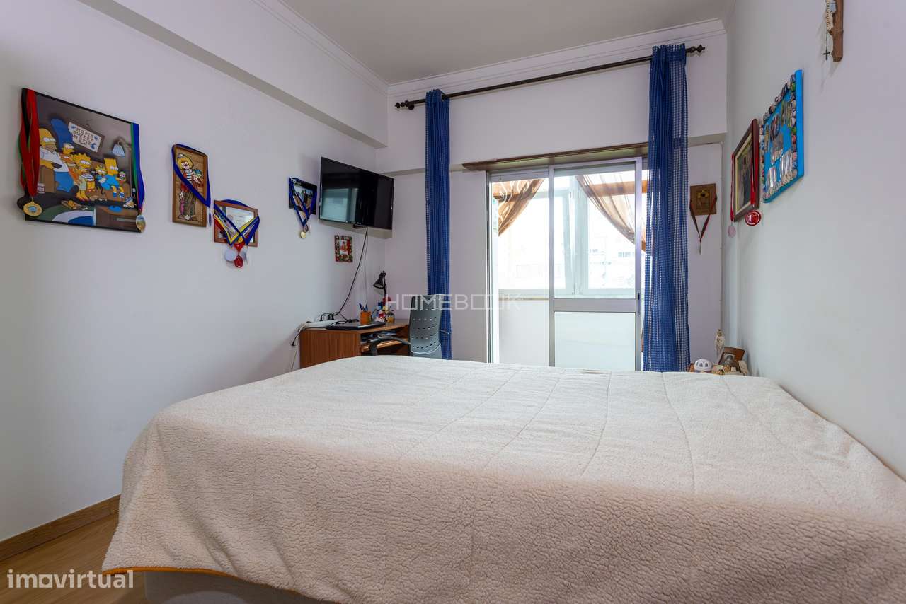 Apartamento T2-  Centro da Amora-8
