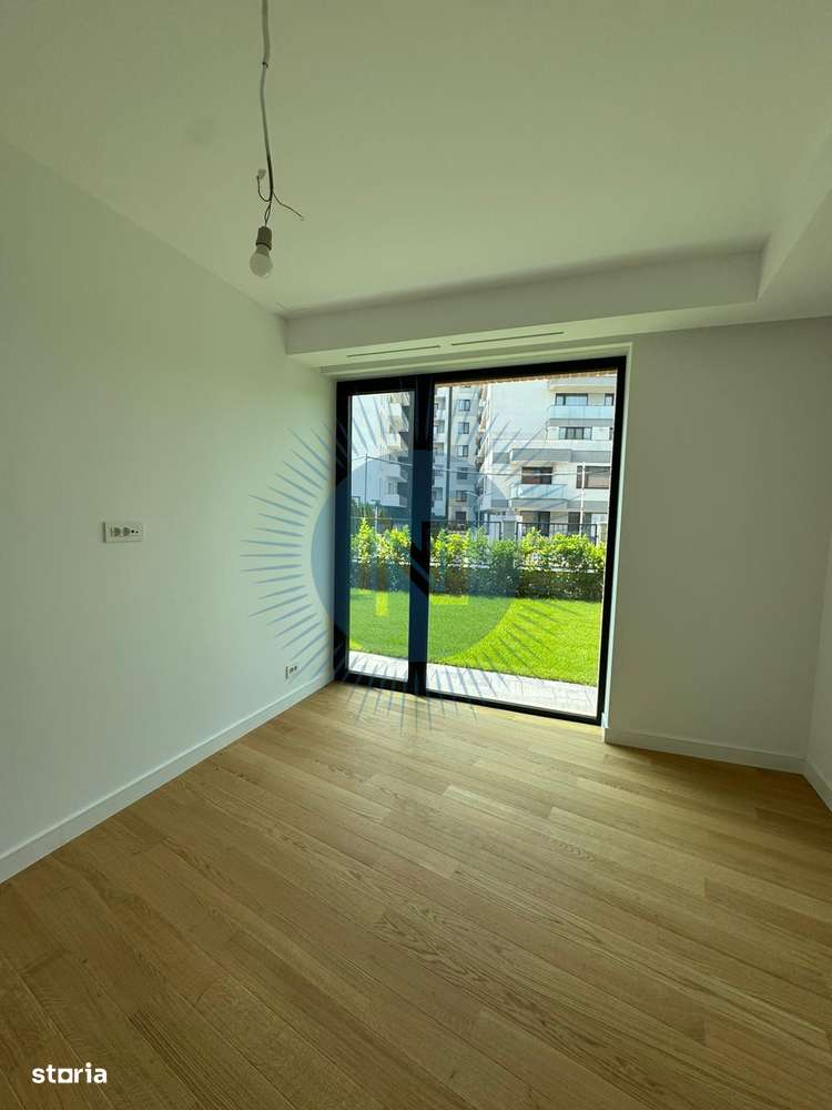 Apartament 4 camere cu curte - Imagine principală: 3/16