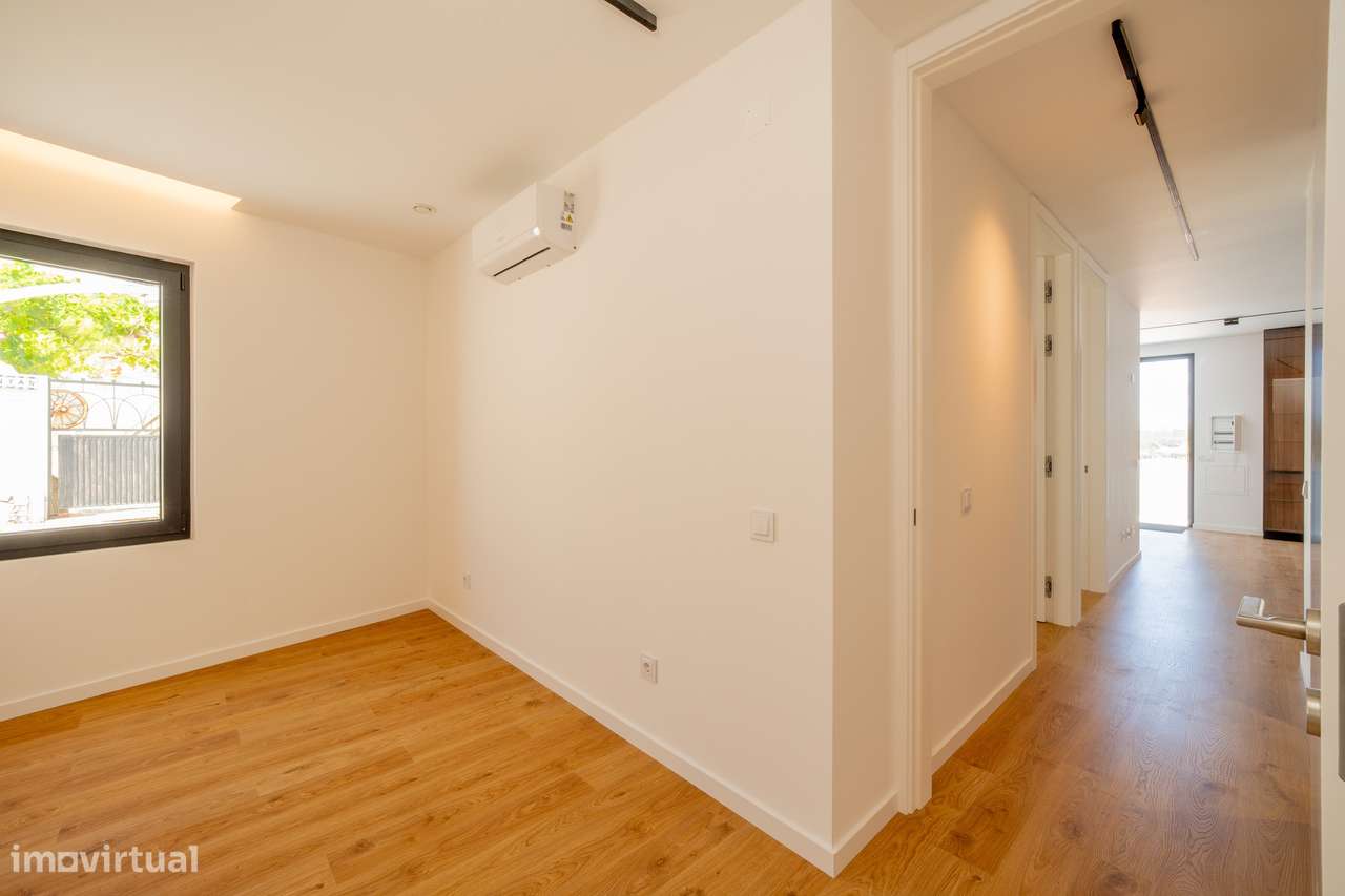 T3 Exclusivo | Design Contemporâneo | prox. à Praia da Areia Branca-45