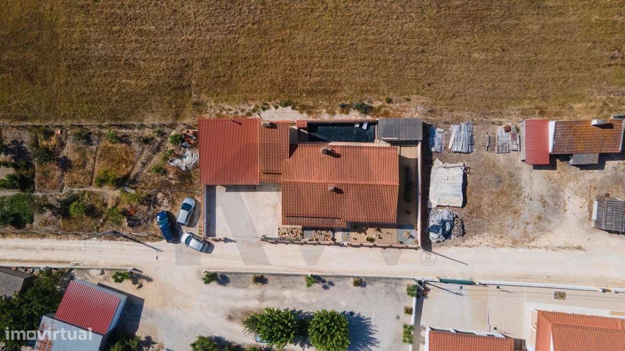 Moradia térrea T3, localizada em Glória do Ribatejo (Salvaterra de Mag - Grande imagem: 5/45