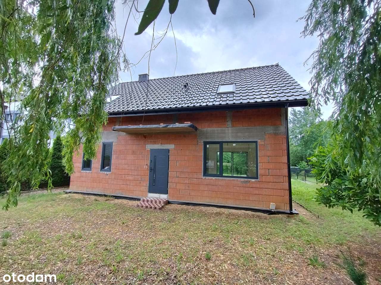 Częstochowa, Nowy dom do dokończenia, Grabówka/Parkitka – bezpośrednio