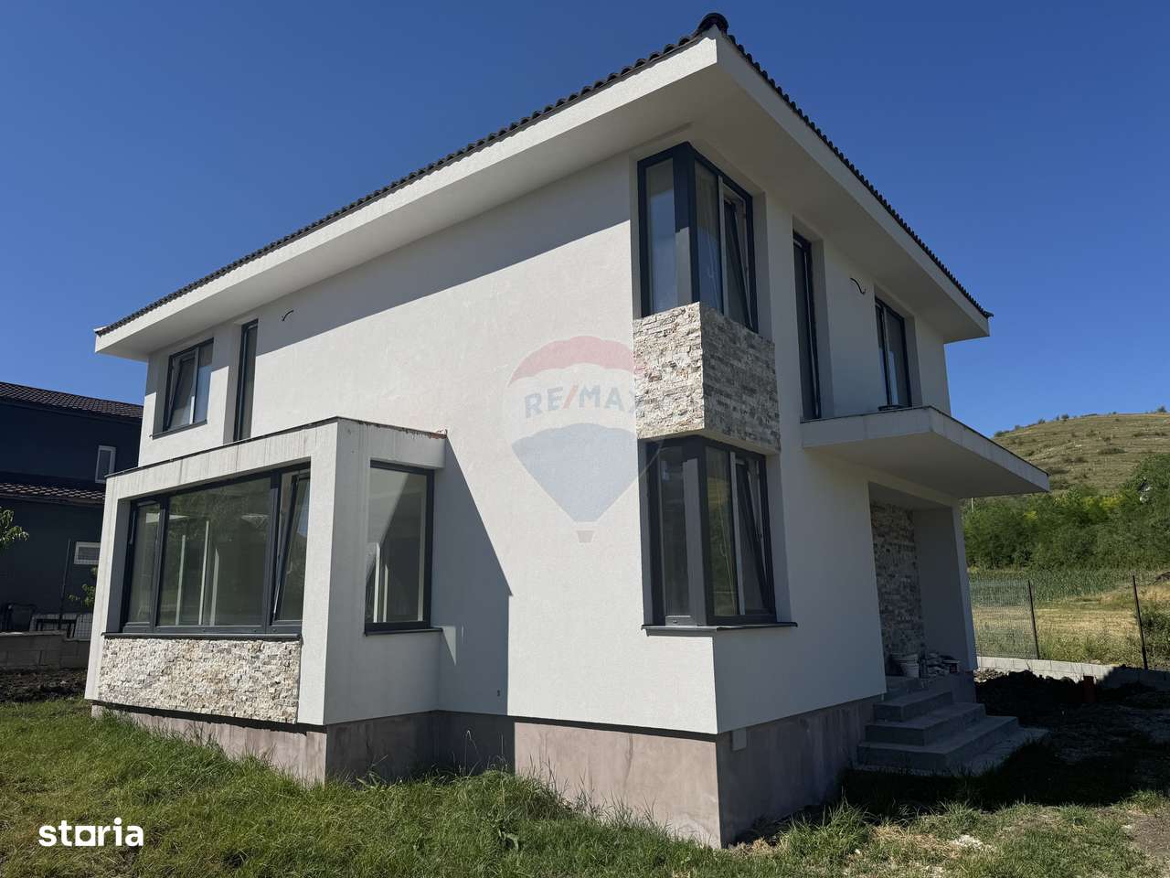 Casă spațioasă cu 5 camere în Corpadea - liniște, natură și confort - Imagine principală: 3/10