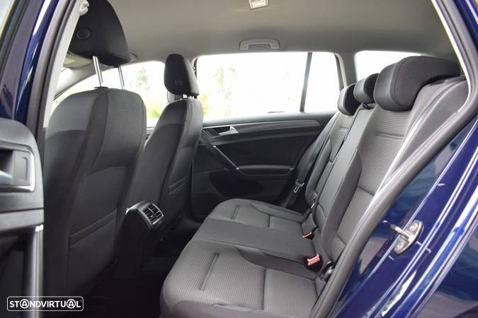 VW Golf Variant 1.6 TDi Confortline - 40