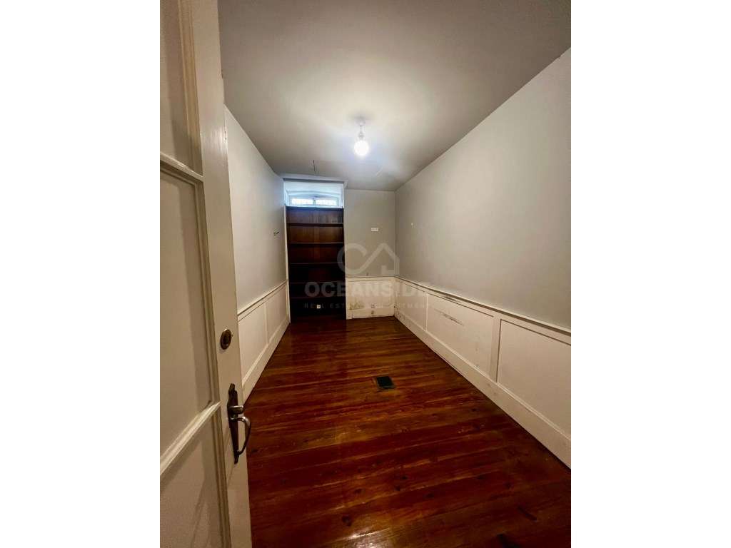 Apartamento T6 - Príncipe Real-7