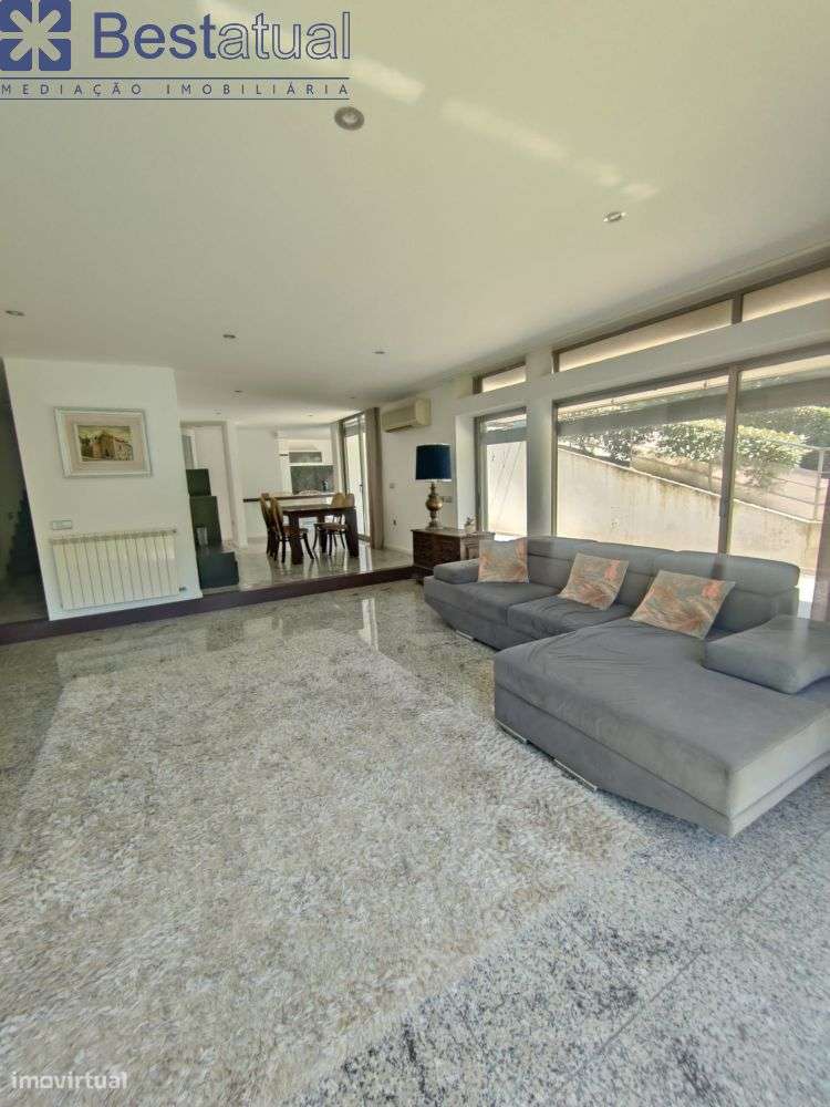 Moradia T 3 com piscina - Oportunidade!-18
