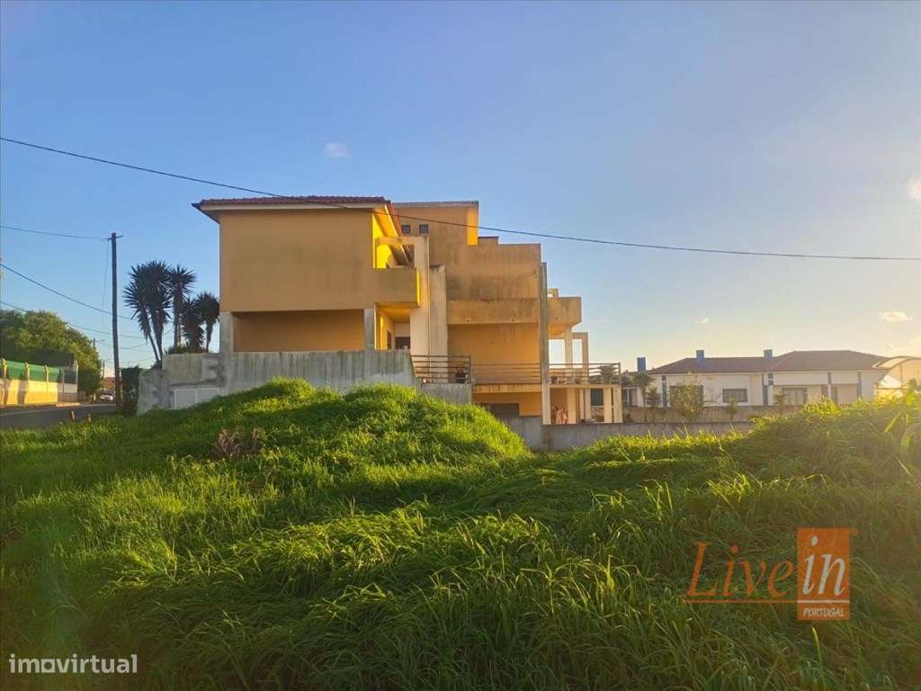 Moradia T5 na Silveira em Torres Vedras - Grande imagem: 4/8