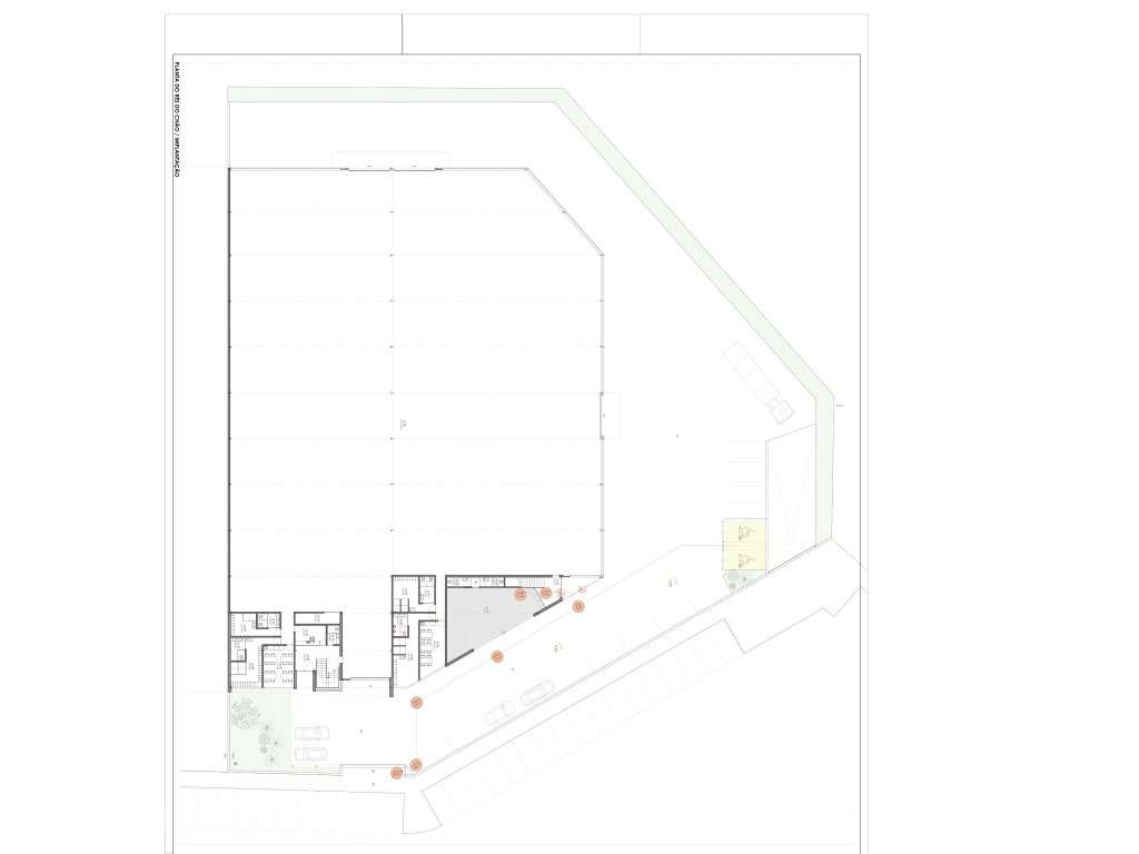 Armazém em Arrifana - Grande imagem: 4/4