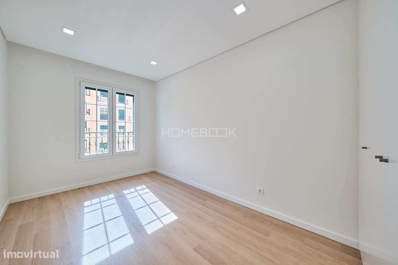 T2 no Neudel: Conforto Moderno com Vida de Bairro à Porta-13