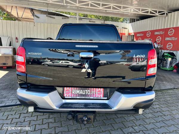 Mitsubishi L200 2.4 DI-D CD Instyle Strakar AT 4WD - 10