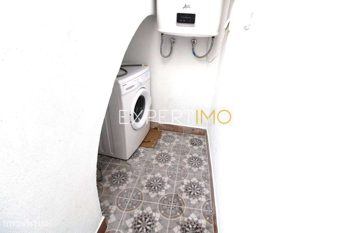 Moradia Típica na Baixa de Olhão com Potencial de Ampliação-10