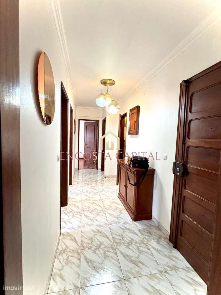 APARTAMENTO T2 QUELUZ C/ARRECADAÇÃO-4