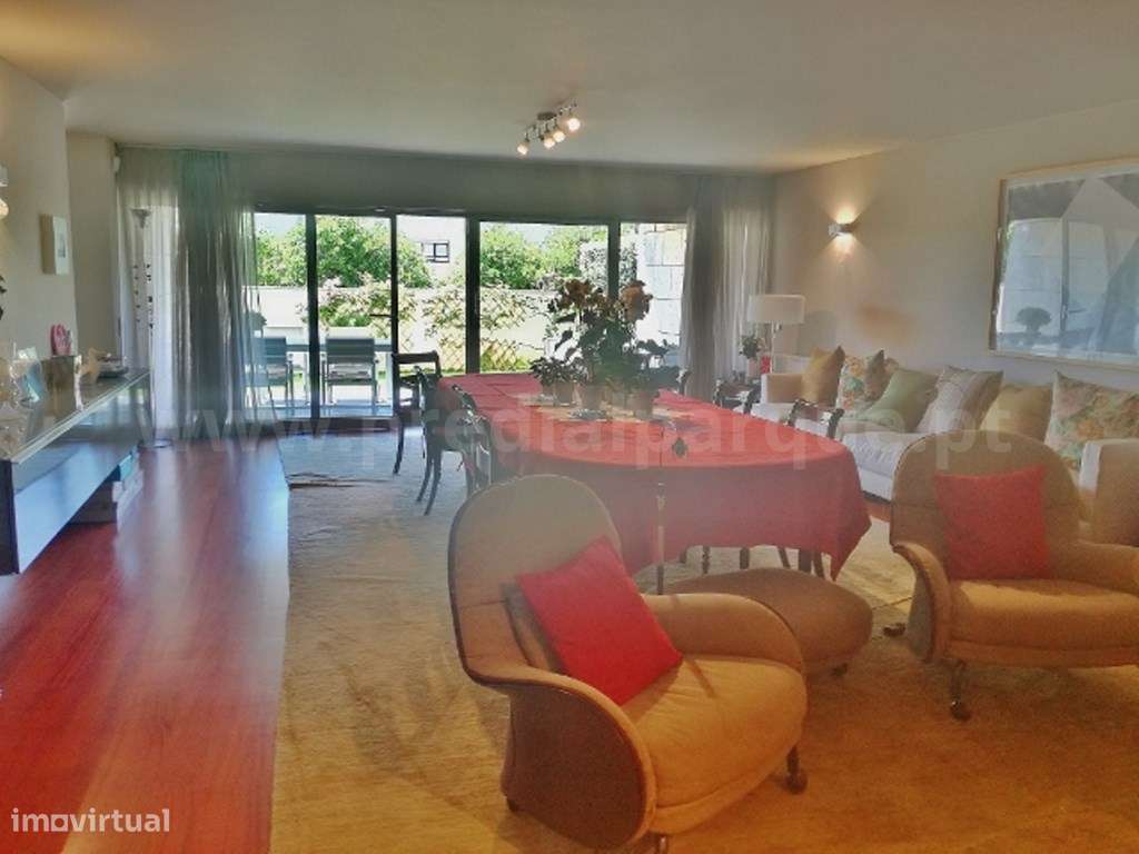 Apartamento T4 duplex com jardim privativo, Foz do Douro - Grande imagem: 2/22