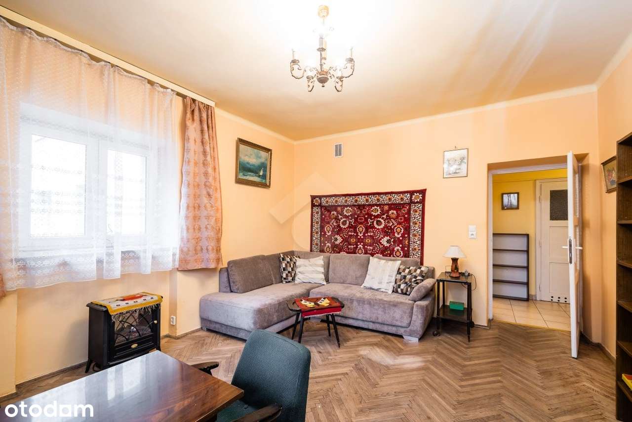 Dwustronne mieszkanie z balkonem francuskim !-9