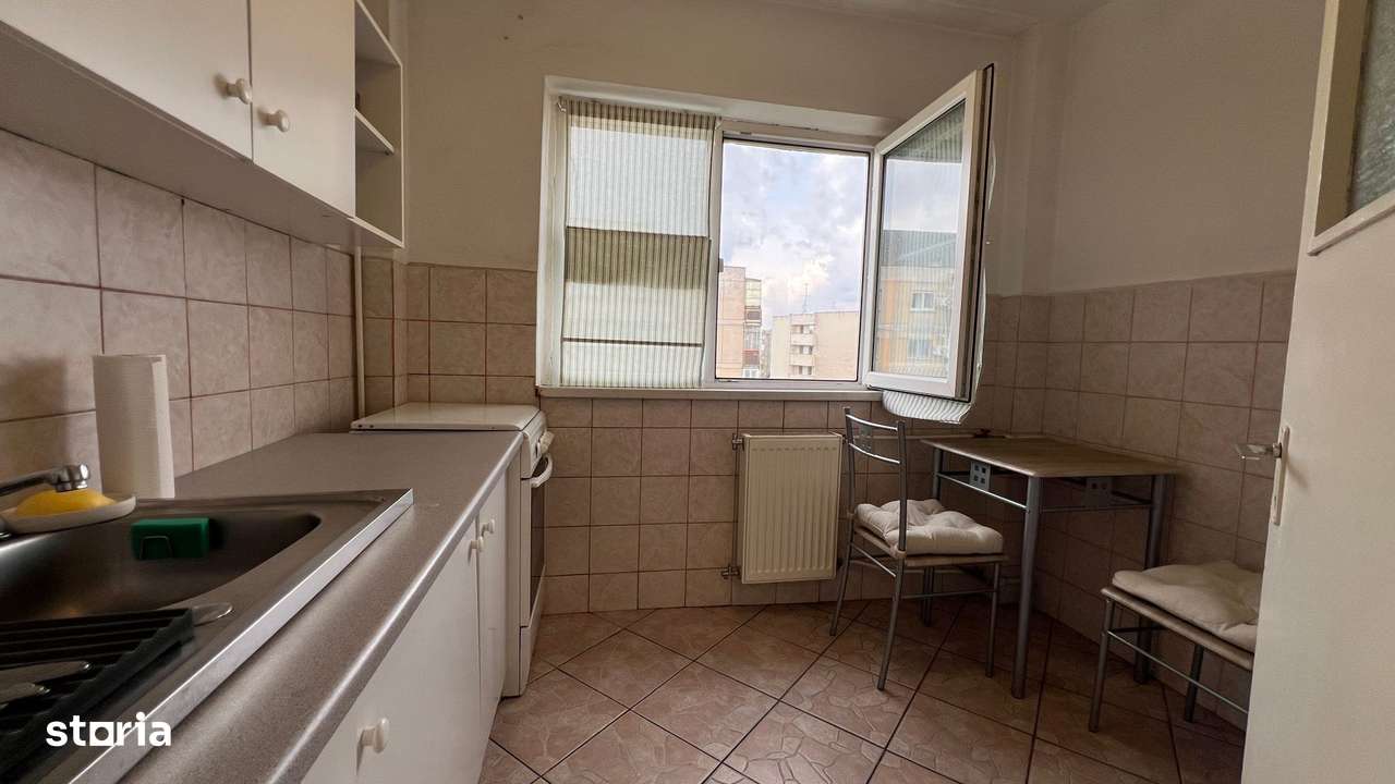 Garsoniera in bloc mixt, an 1980 zona Lujerului, Militari-5