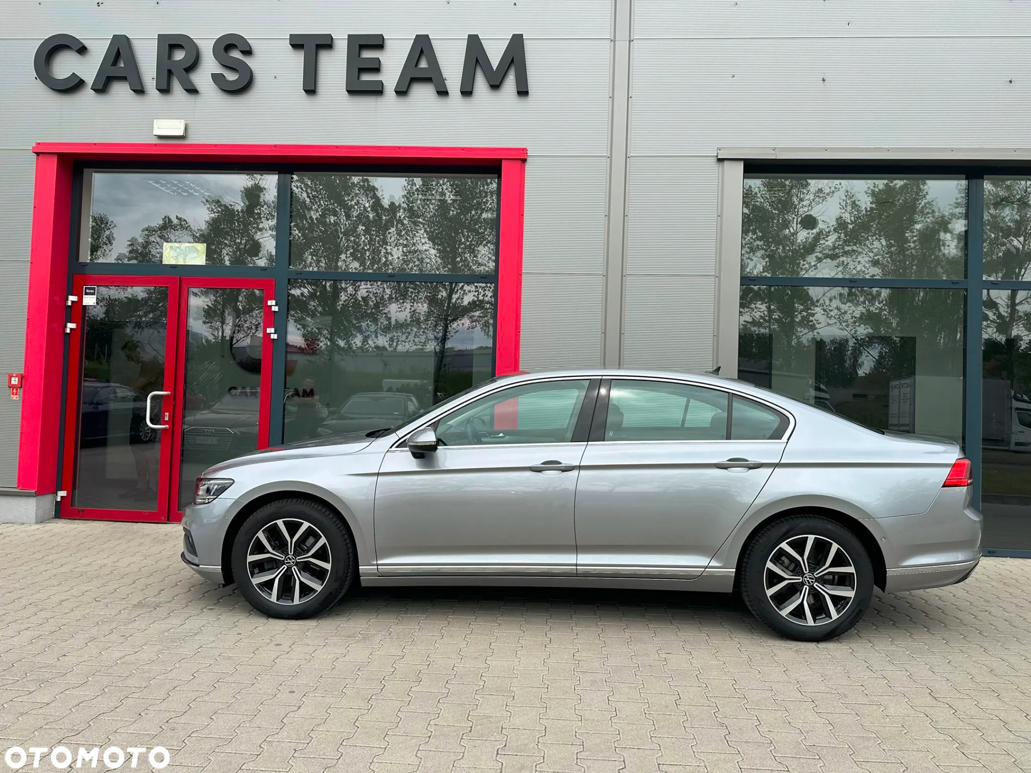 Volkswagen Passat 1.5 TSI EVO Elegance DSG - 5