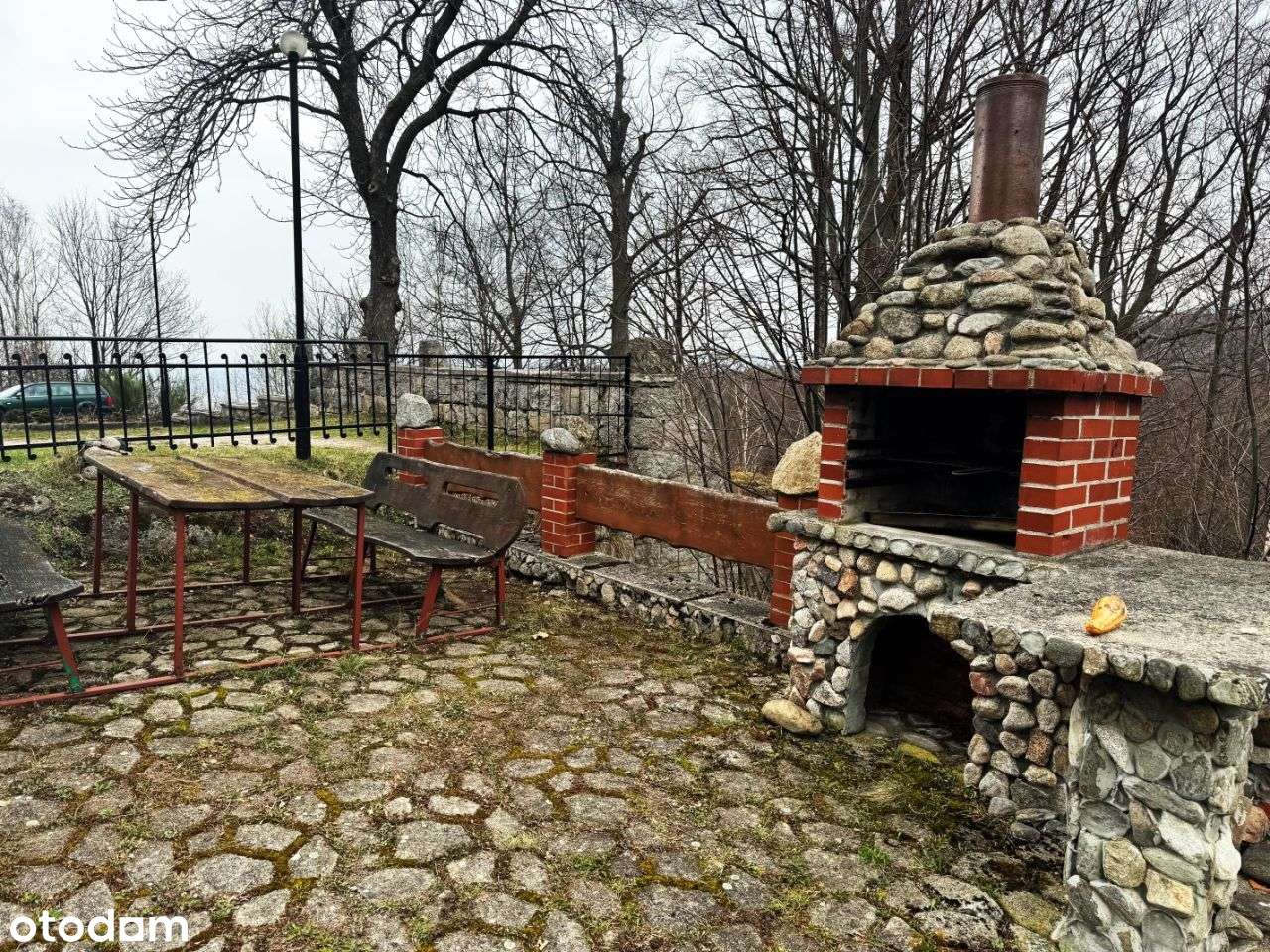 Pensjonat z Niezwykłą Historią i Potencjałem-14