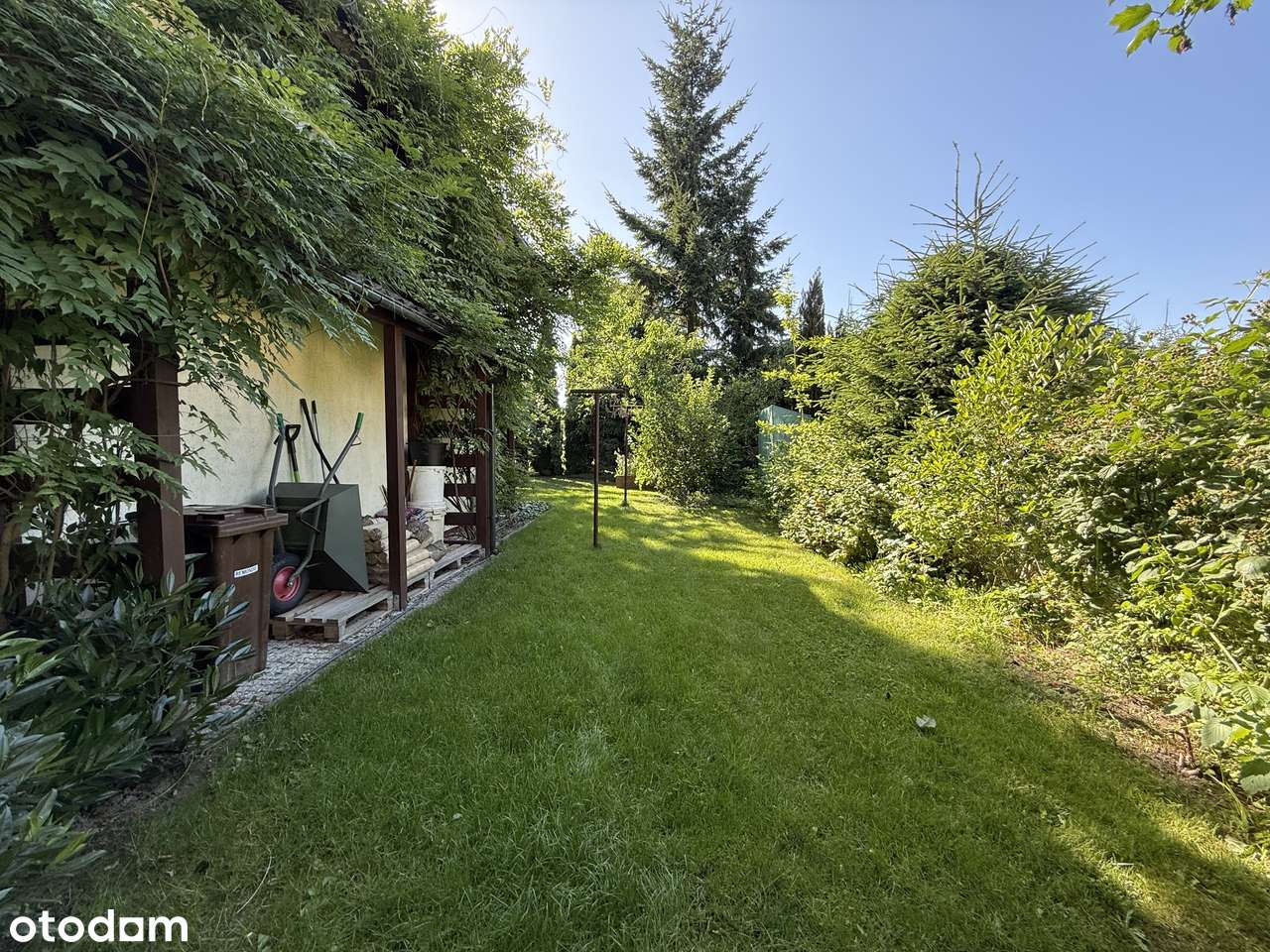 Komfortowy dom z poddaszem, ogrodem i garażem | Kiekrz-17