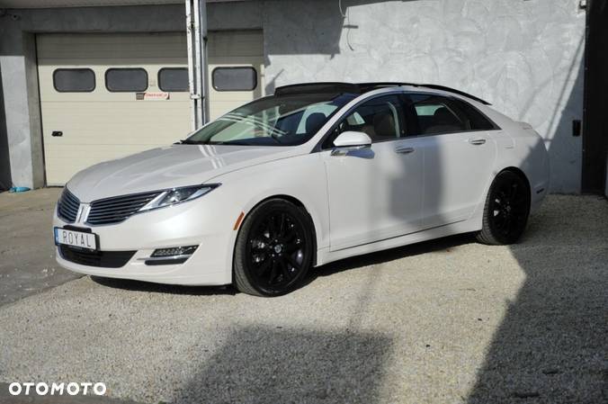 Lincoln MKZ - 11