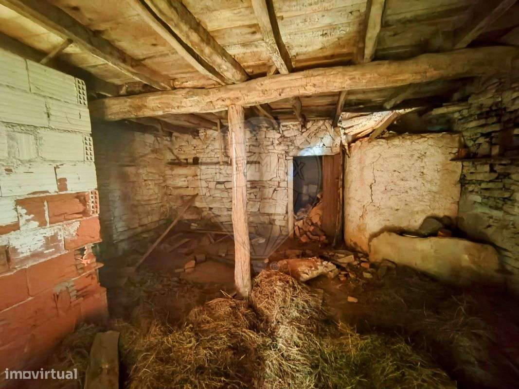 Moradia T3 para venda-10