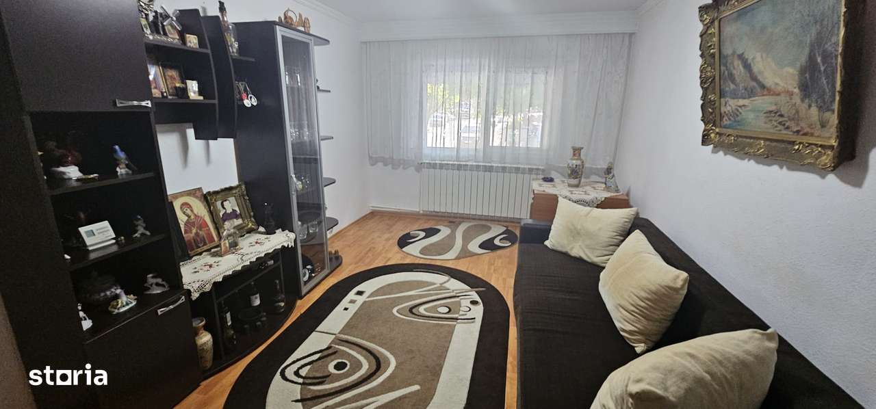 Poarta 6/3 camere /parter inalt - Imagine principală: 5/7